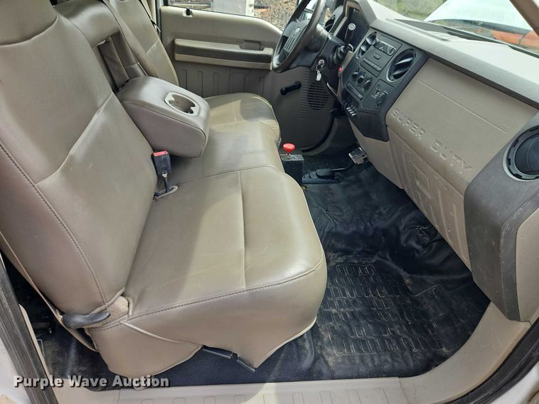 image for item EO7237 2008 Ford F550 Super Duty dump truck