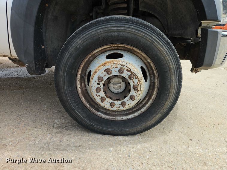 image for item EO7237 2008 Ford F550 Super Duty dump truck