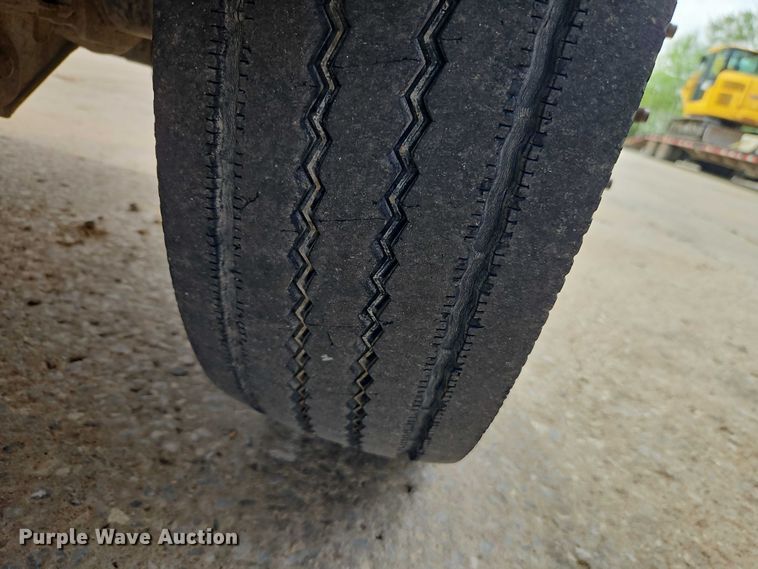 image for item EO7237 2008 Ford F550 Super Duty dump truck