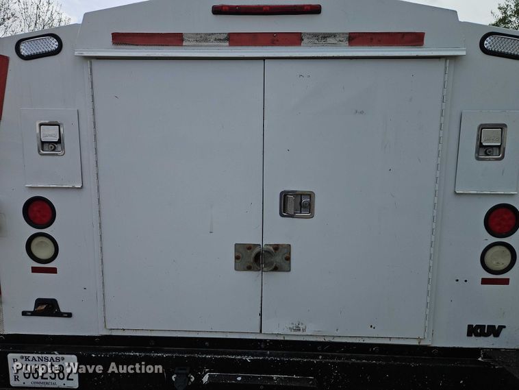 image for item EO7238 2013 RAM 3500 utility bed pickup truck