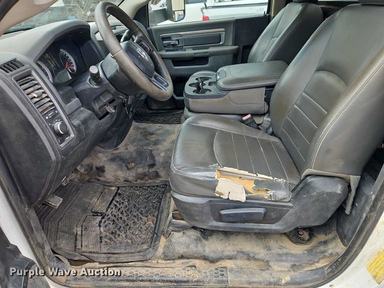 image for item EO7238 2013 RAM 3500 utility bed pickup truck