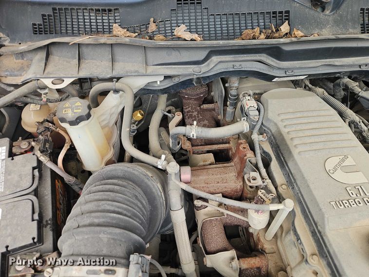 image for item EO7238 2013 RAM 3500 utility bed pickup truck