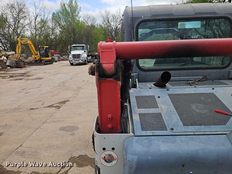 image for item EO7240 2017 Takeuchi TL10V2 tracked skid steer loader