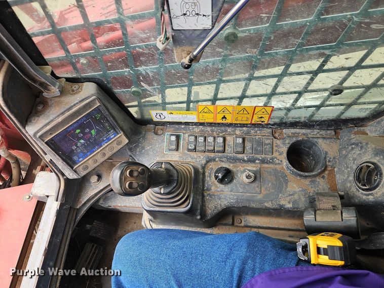 image for item EO7240 2017 Takeuchi TL10V2 tracked skid steer loader