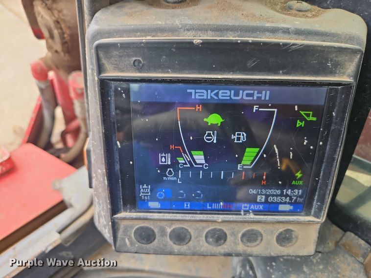 image for item EO7240 2017 Takeuchi TL10V2 tracked skid steer loader