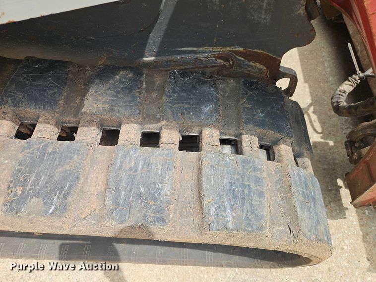 image for item EO7240 2017 Takeuchi TL10V2 tracked skid steer loader