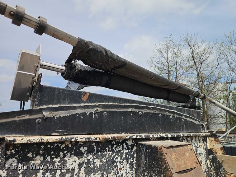 image for item EO7241 1991 Peterbilt 379 dump truck