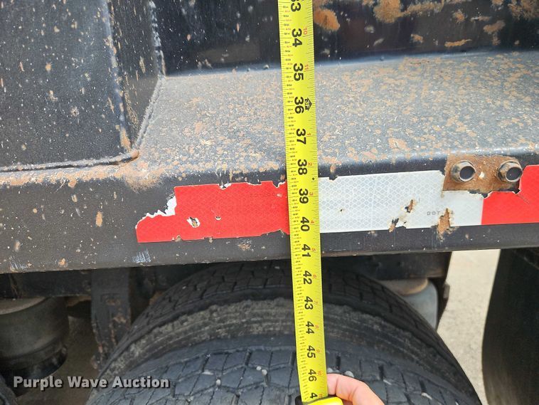 image for item EO7241 1991 Peterbilt 379 dump truck