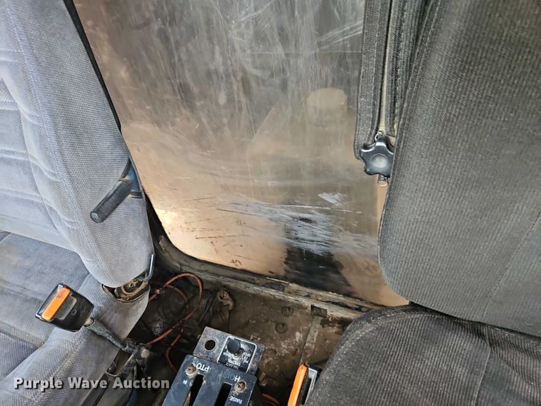 image for item EO7241 1991 Peterbilt 379 dump truck