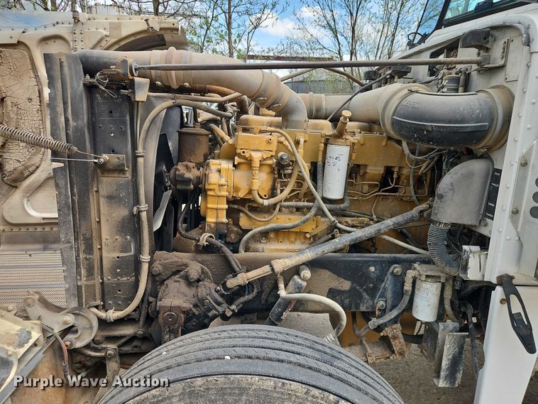 image for item EO7241 1991 Peterbilt 379 dump truck