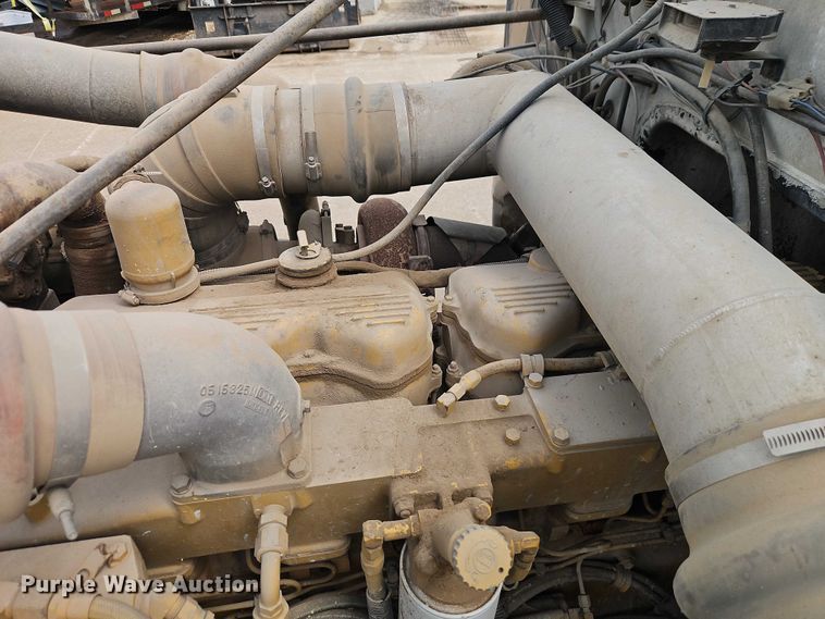 image for item EO7241 1991 Peterbilt 379 dump truck