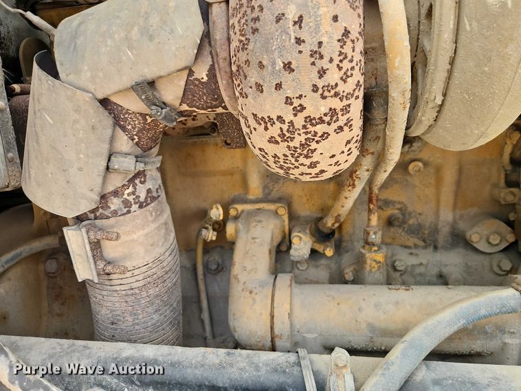 image for item EO7241 1991 Peterbilt 379 dump truck