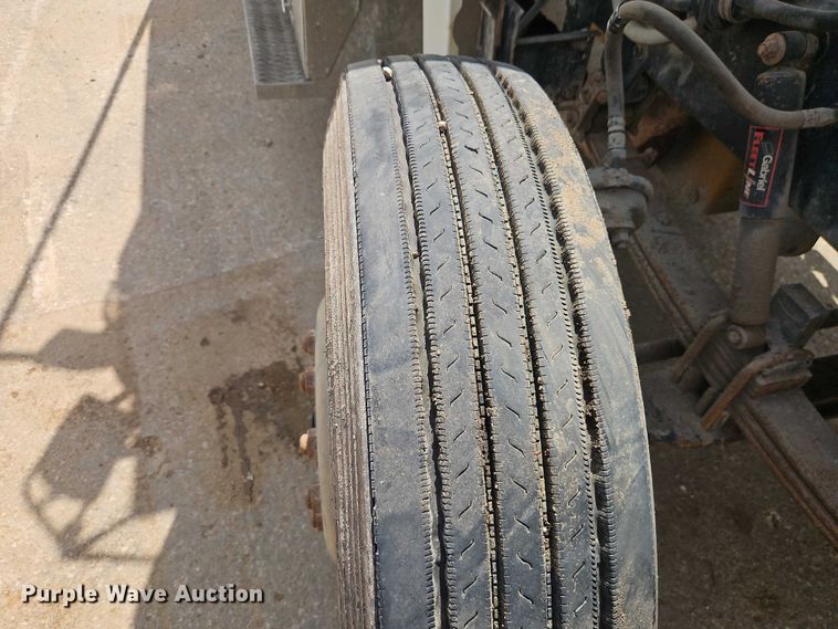 image for item EO7241 1991 Peterbilt 379 dump truck