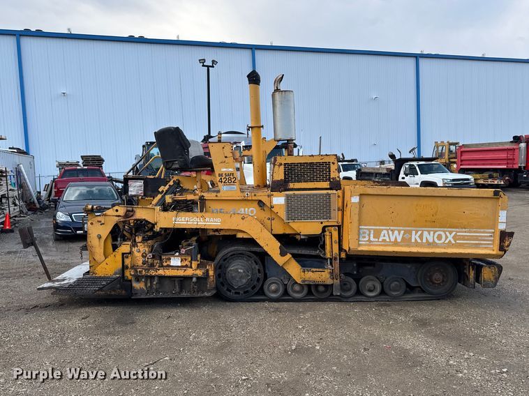 image for item EQ5003 2001 Blaw-Knox PF-4410 paver