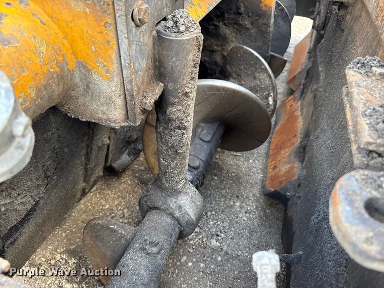 image for item EQ5003 2001 Blaw-Knox PF-4410 paver