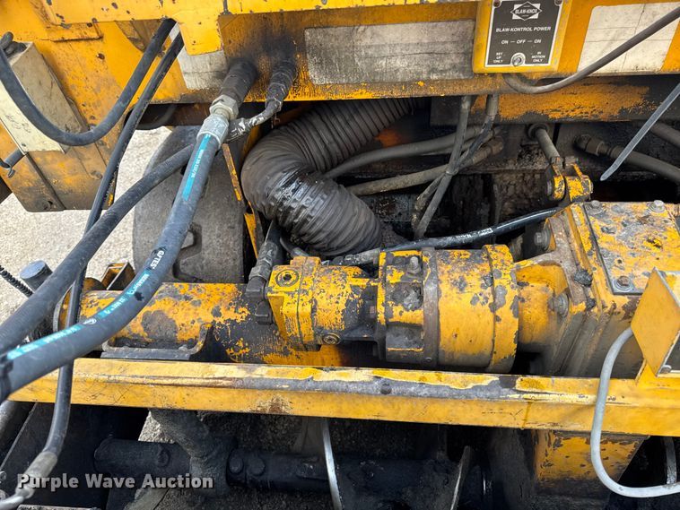 image for item EQ5003 2001 Blaw-Knox PF-4410 paver