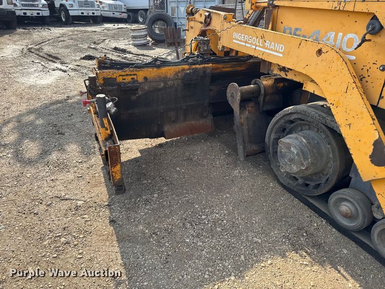 image for item EQ5003 2001 Blaw-Knox PF-4410 paver