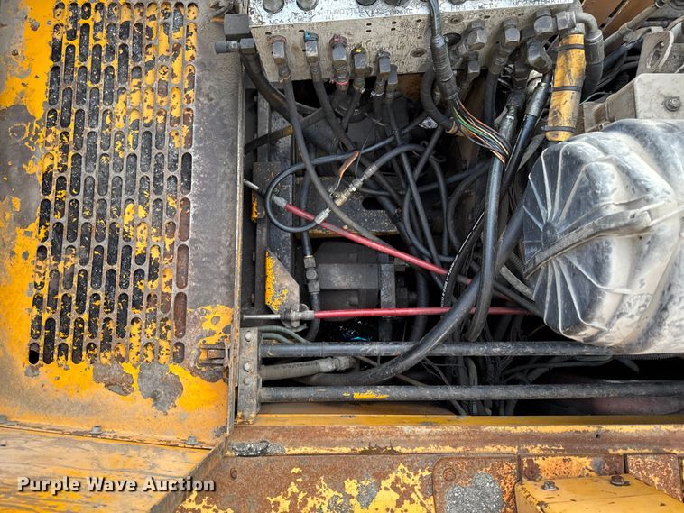 image for item EQ5003 2001 Blaw-Knox PF-4410 paver