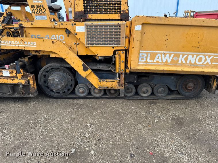image for item EQ5003 2001 Blaw-Knox PF-4410 paver