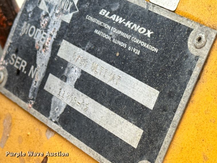 image for item EQ5003 2001 Blaw-Knox PF-4410 paver