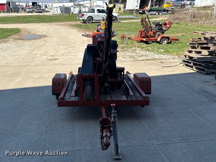 image for item EQ5011 Ditch Witch 1330 trencher