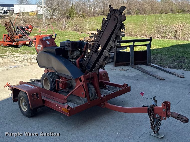 image for item EQ5011 Ditch Witch 1330 trencher