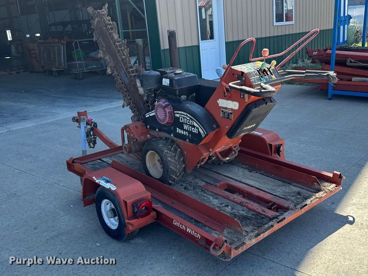 image for item EQ5011 Ditch Witch 1330 trencher