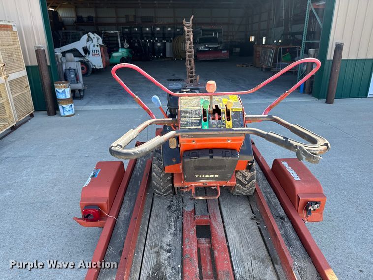 image for item EQ5011 Ditch Witch 1330 trencher