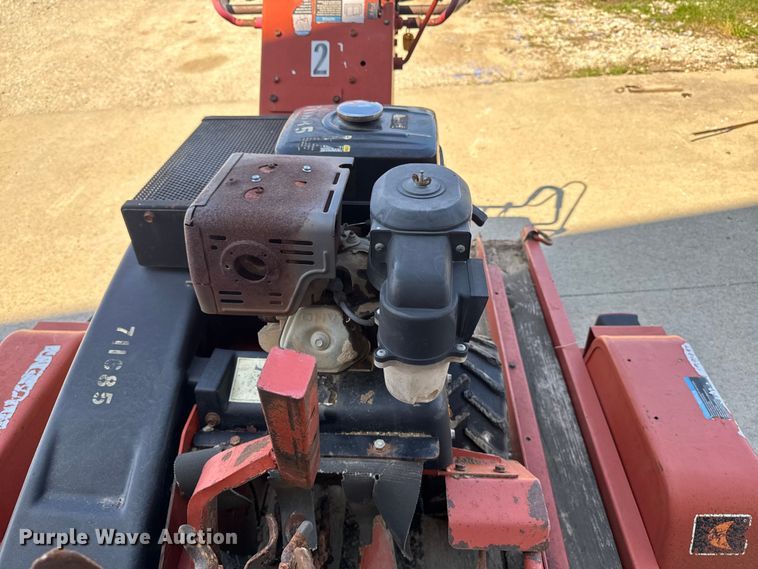 image for item EQ5011 Ditch Witch 1330 trencher