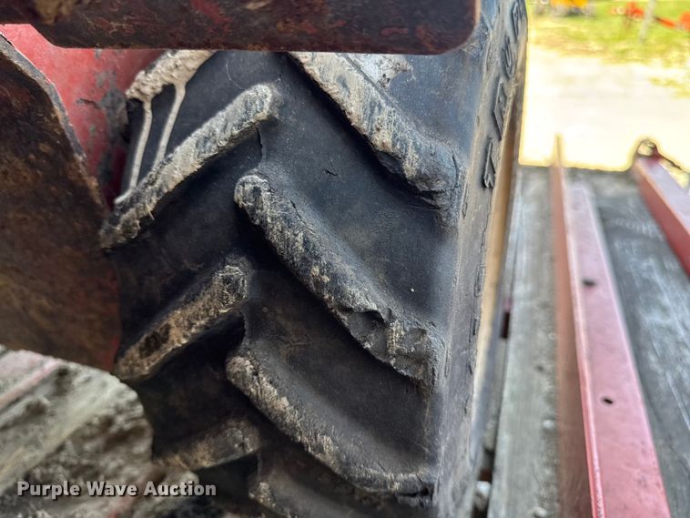 image for item EQ5011 Ditch Witch 1330 trencher
