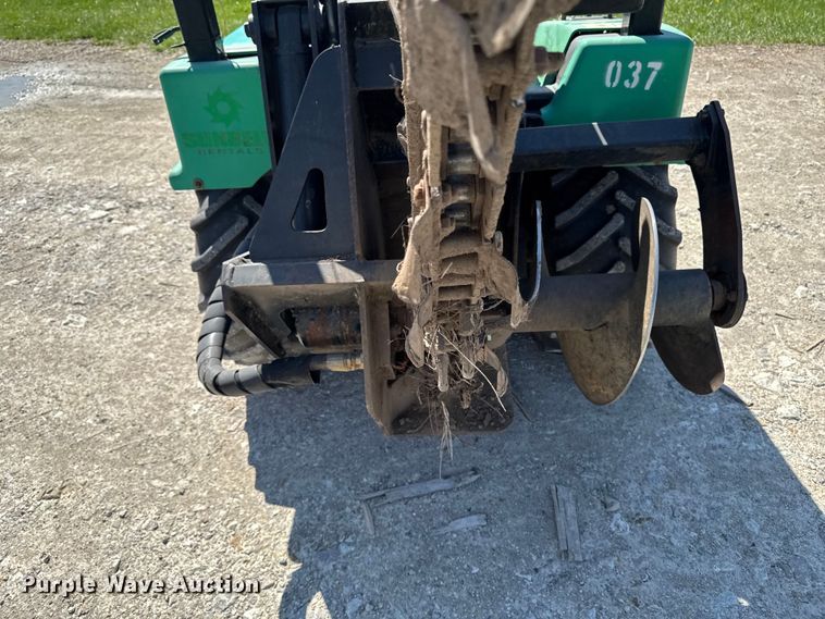 image for item EQ5012 2015 Ditch Witch trencher