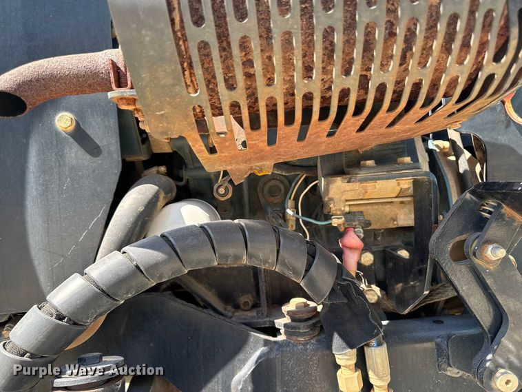 image for item EQ5012 2015 Ditch Witch trencher