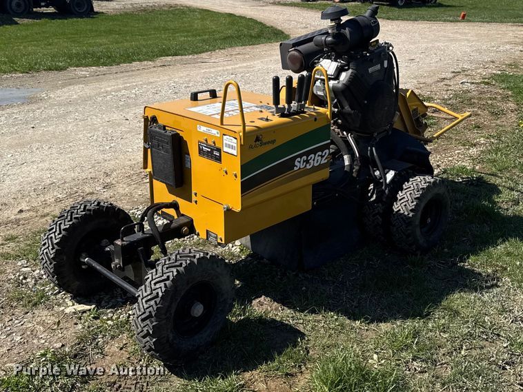 image for item EQ5013 2017 Vermeer SC362 stump grinder