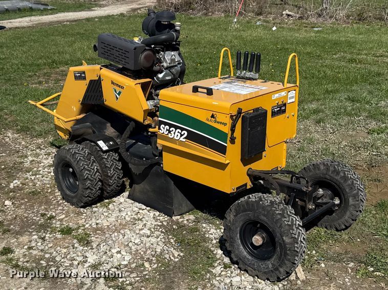 image for item EQ5013 2017 Vermeer SC362 stump grinder