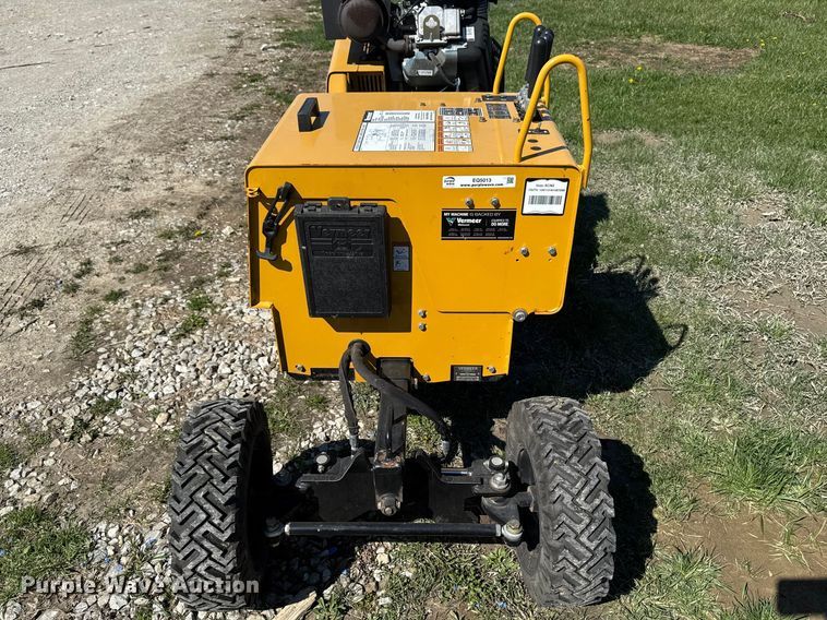 image for item EQ5013 2017 Vermeer SC362 stump grinder