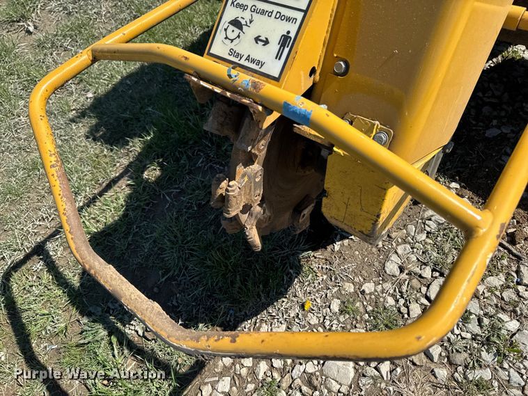 image for item EQ5013 2017 Vermeer SC362 stump grinder