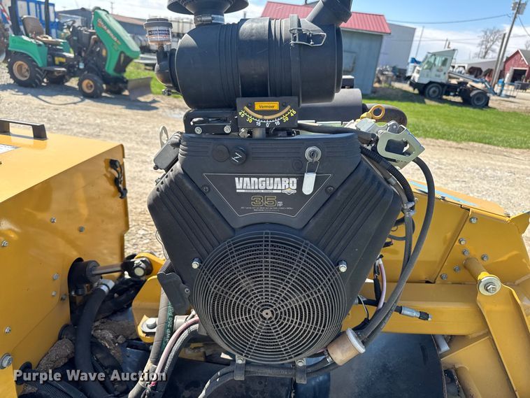 image for item EQ5013 2017 Vermeer SC362 stump grinder