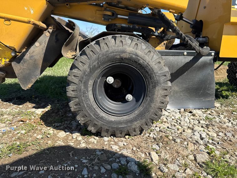 image for item EQ5013 2017 Vermeer SC362 stump grinder