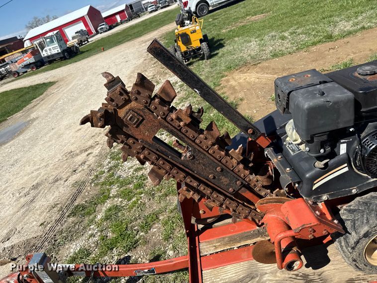 image for item EQ5014 Ditch Witch 1330 trencher