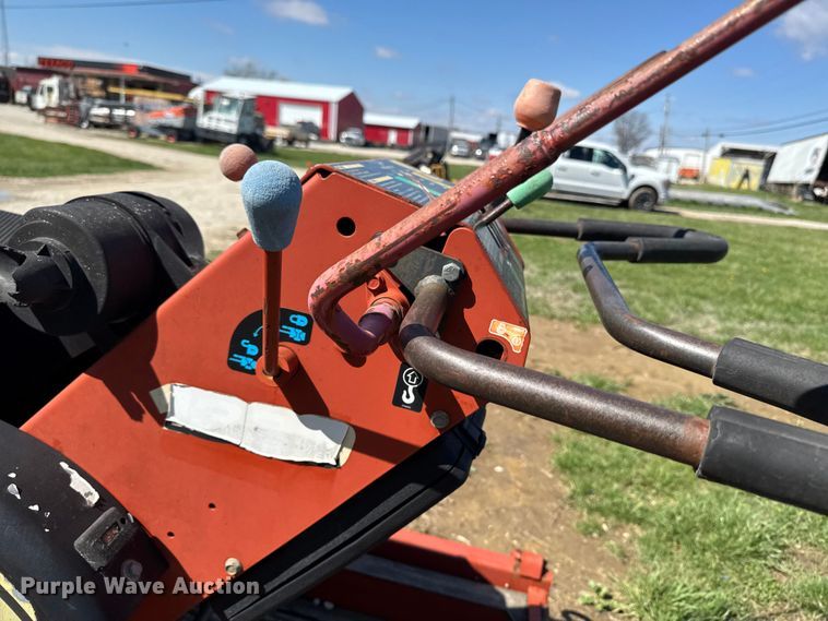 image for item EQ5014 Ditch Witch 1330 trencher