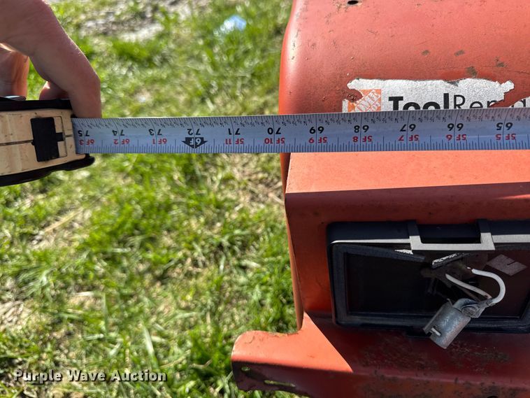 image for item EQ5014 Ditch Witch 1330 trencher