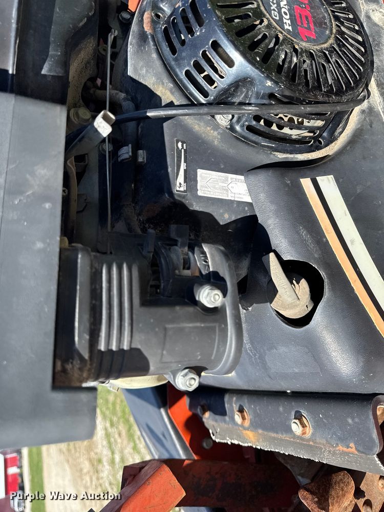 image for item EQ5014 Ditch Witch 1330 trencher