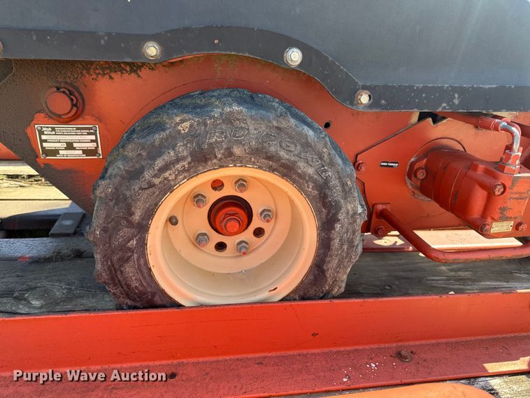 image for item EQ5014 Ditch Witch 1330 trencher