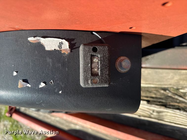image for item EQ5014 Ditch Witch 1330 trencher