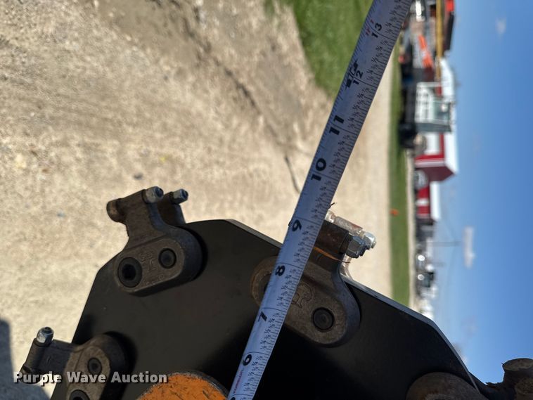 image for item EQ5015 Baretto 30-SG stump grinder