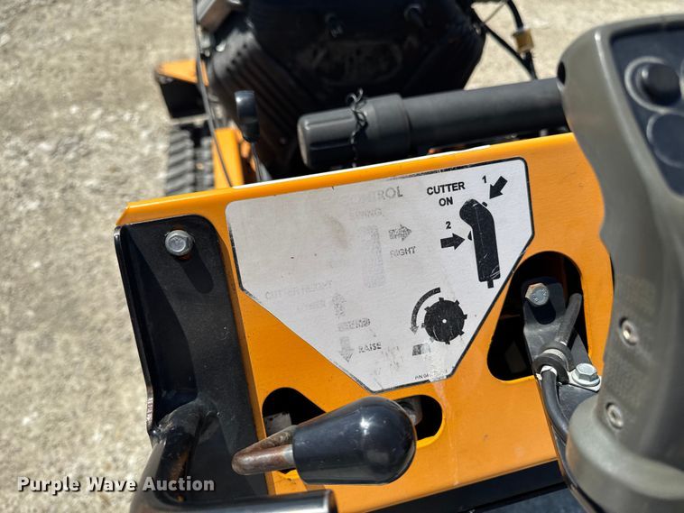 image for item EQ5015 Baretto 30-SG stump grinder