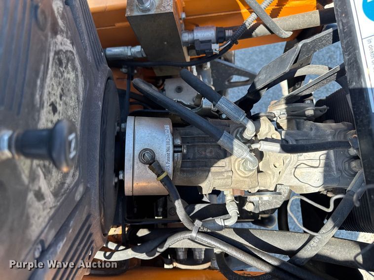 image for item EQ5015 Baretto 30-SG stump grinder