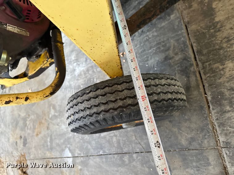 image for item EQ5016 Ground hog HD99 post hole auger
