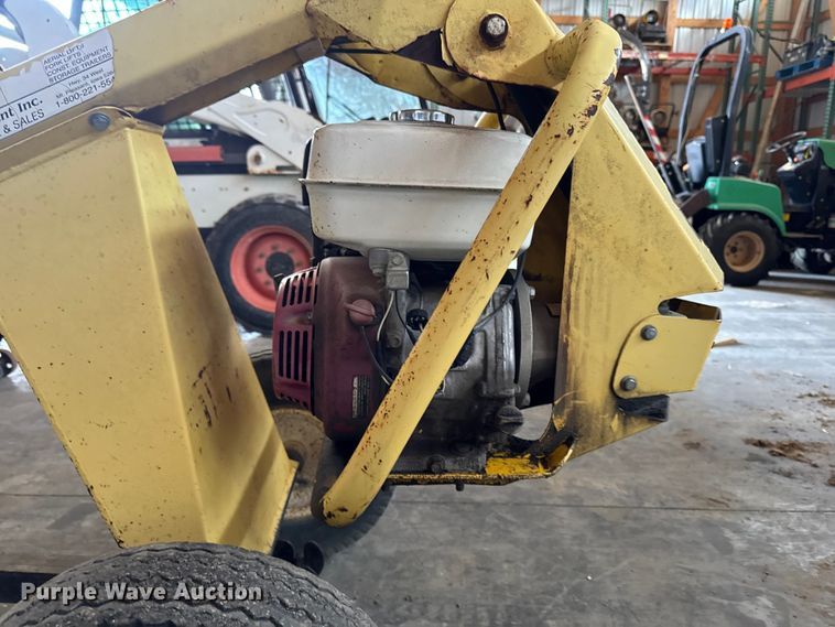 image for item EQ5016 Ground hog HD99 post hole auger