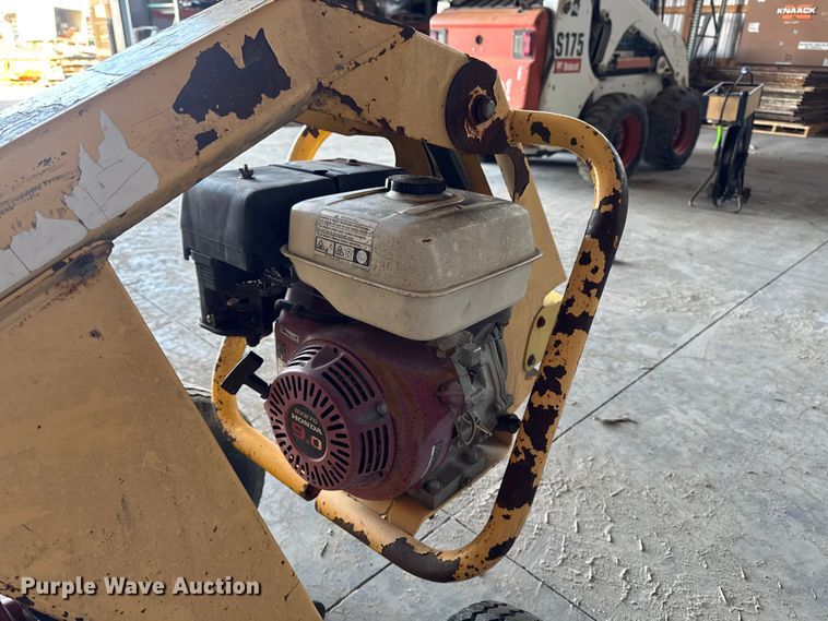 image for item EQ5017 Ground Hog HD99 post hole auger